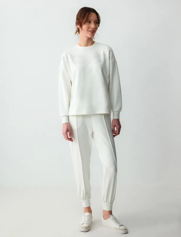 Women White Crew Neck Long Sleeve Floral Patterned Knitted Sweatshirt