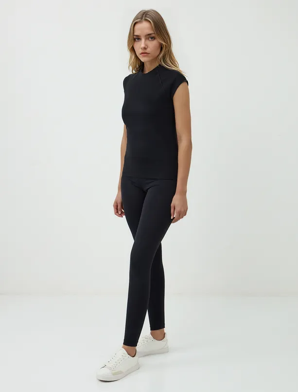 Women Black Narrow Leg Normal Waist Knitted Leggings