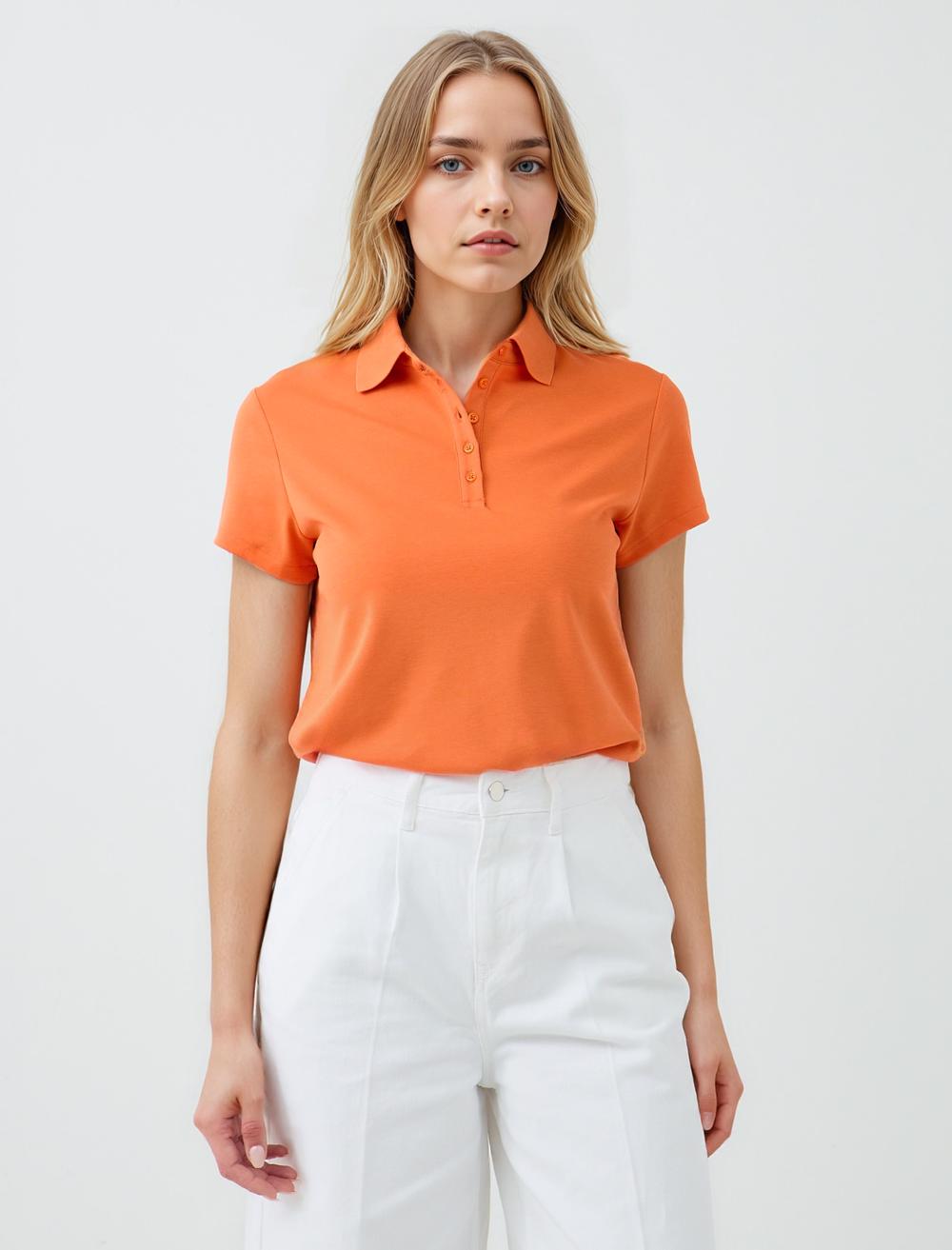 Düz Kesim Gömlek Yaka Kısa Kollu Örme Tişört