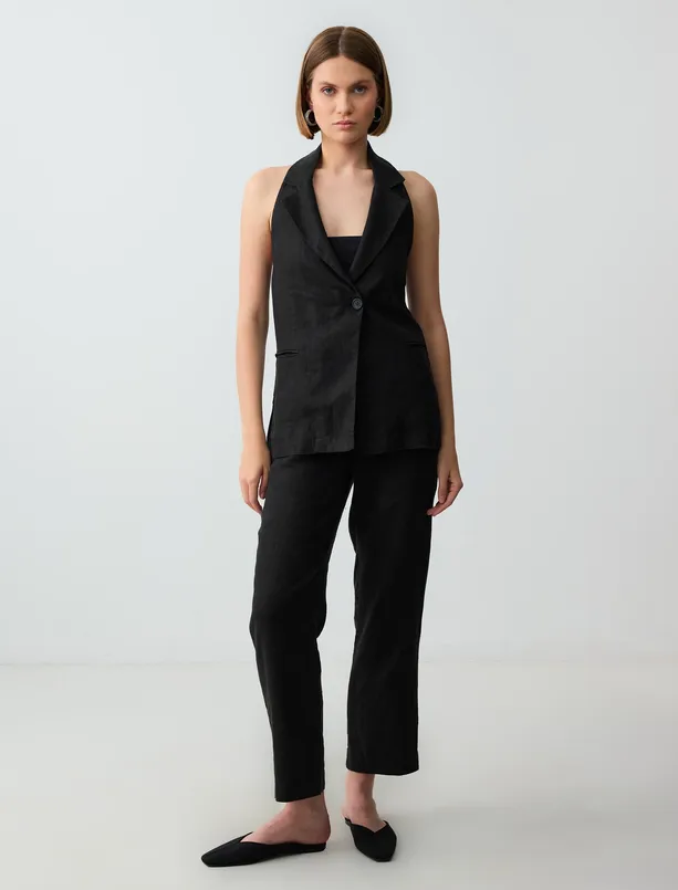 Women Black 100% Linen Narrow Cut Back Decollete Pocket Detailed Vest