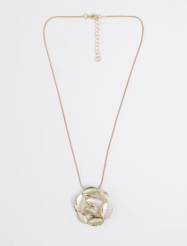 Women Green Seashell Figured Modern Necklace