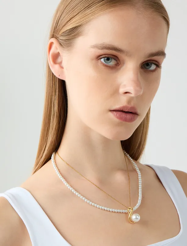 Women  Adjustable Chain Necklace with Pearls