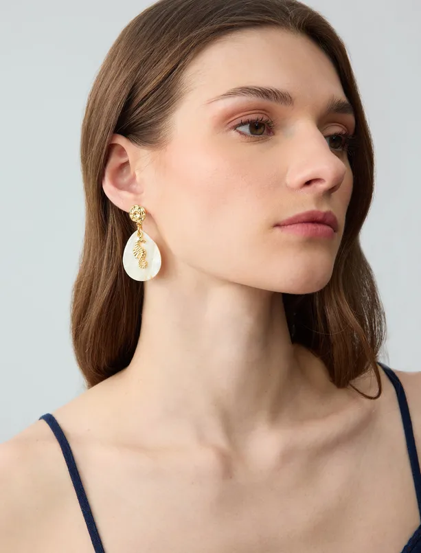 Women White Seahorse Figured Earrings
