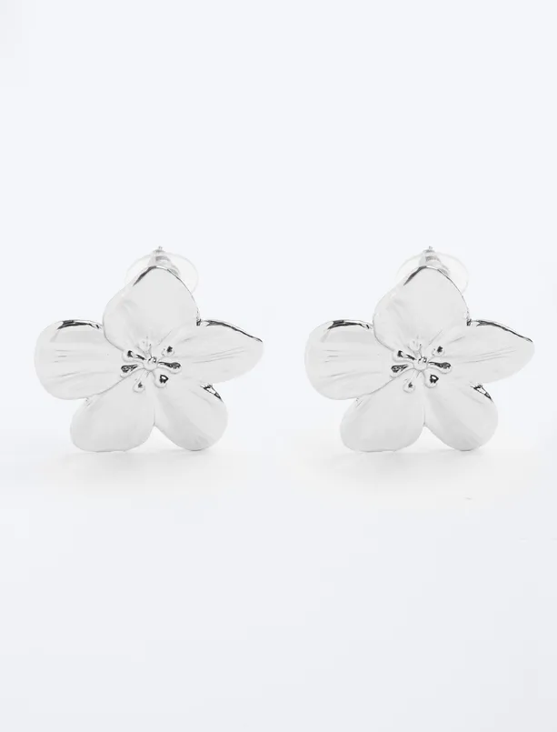 Women Grey Elegant Earrings with Bright Flower Figures