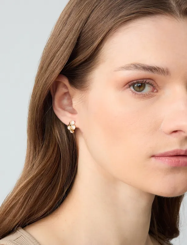 Women White Minimalist Oval Bead Earrings
