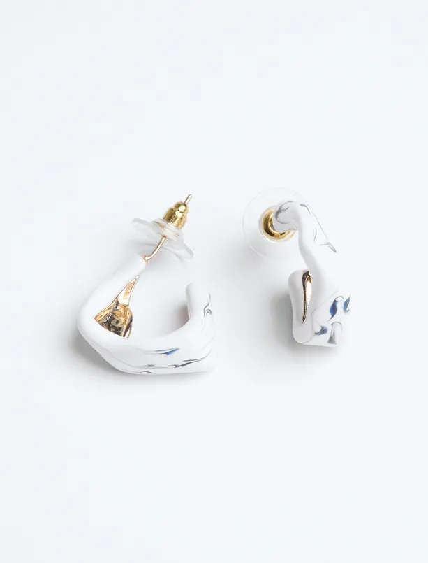 Bayan Beyaz Oval Desenli Zarif Halka Küpe