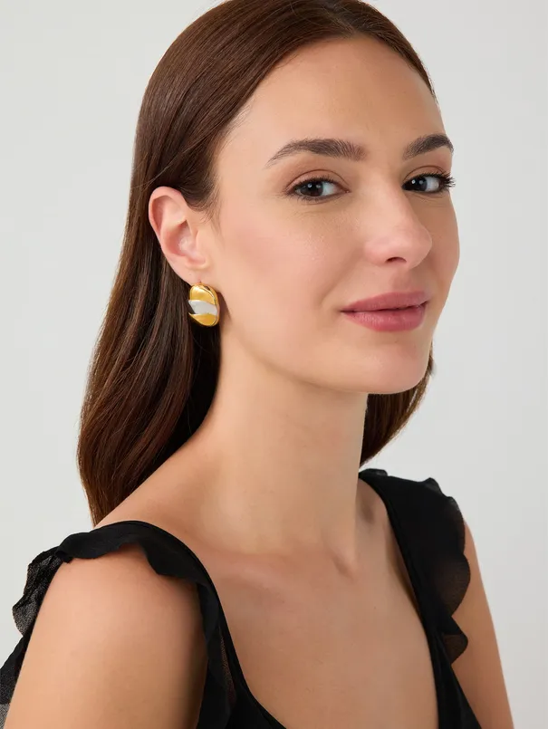 Women Yellow Oval Figured Color Transition Earrings