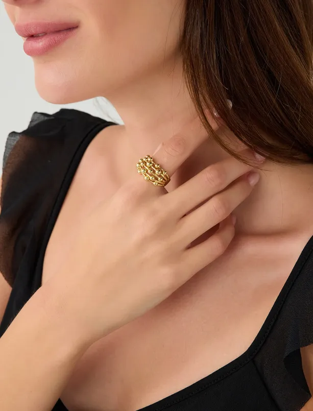 Women  Shiny Ring with Metal Ball Detail