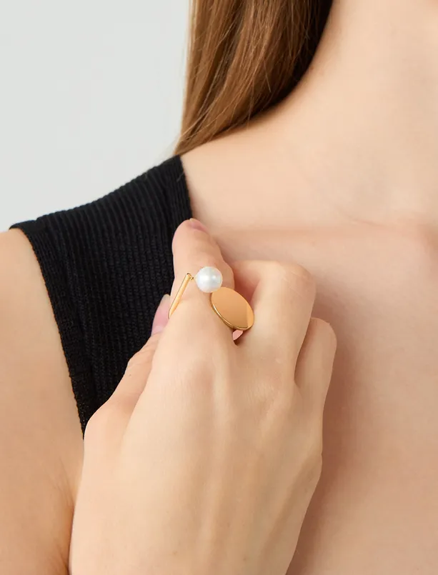 Women  Pearl Detailed Asymmetric Ring
