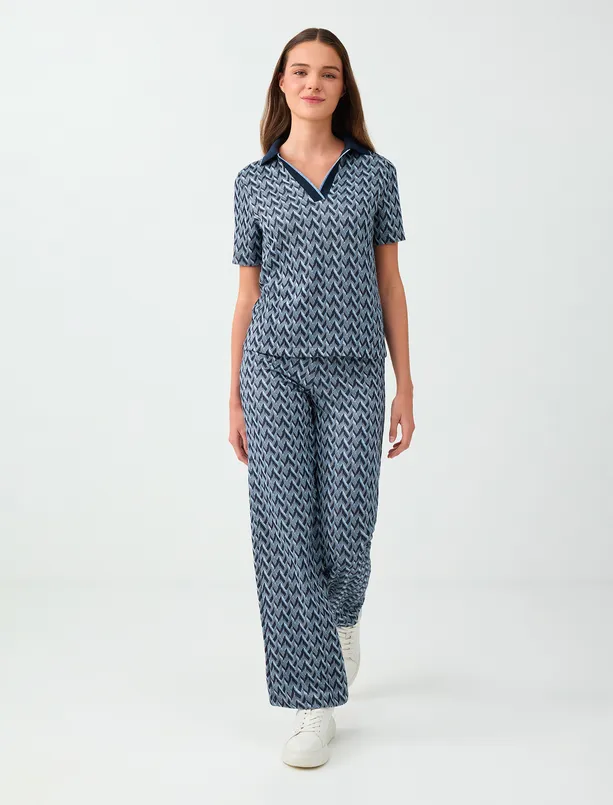 Women Dark Blue Short-Sleeve Blouse with a Shirt Collar and Geometric Pattern
