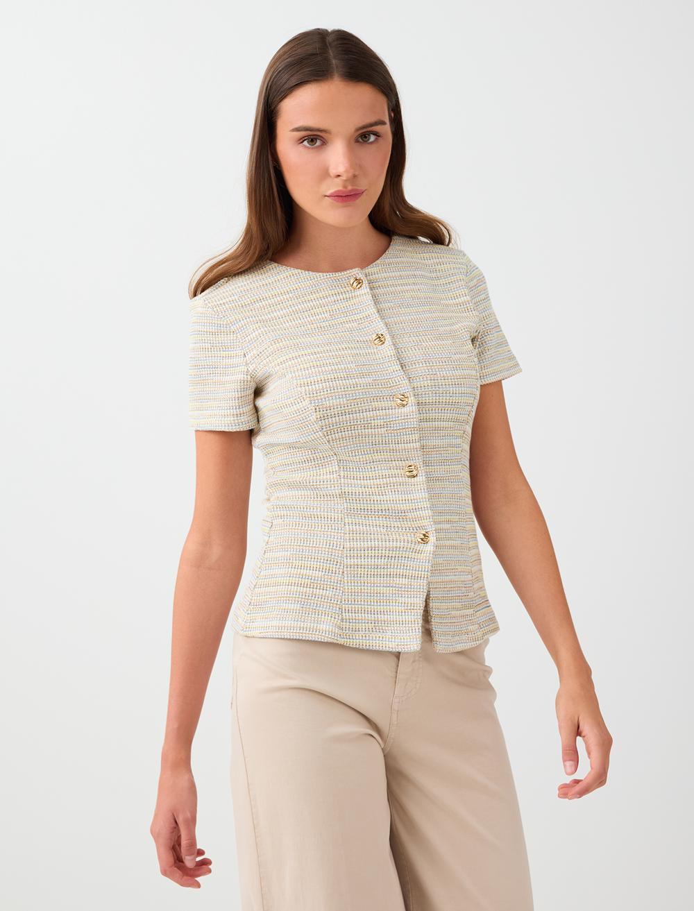 Düğme Detaylı Dar Kesim Dokulu Kısa Kol Ceket