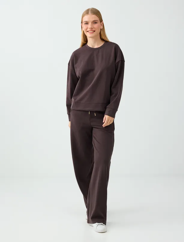 Bayan Kahverengi Yuvarlak Yaka Düz Kesim Modal Sweatshirt