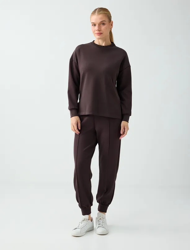 Bayan Kahverengi Rahat Kesim Bisiklet Yaka Modal Sweatshirt
