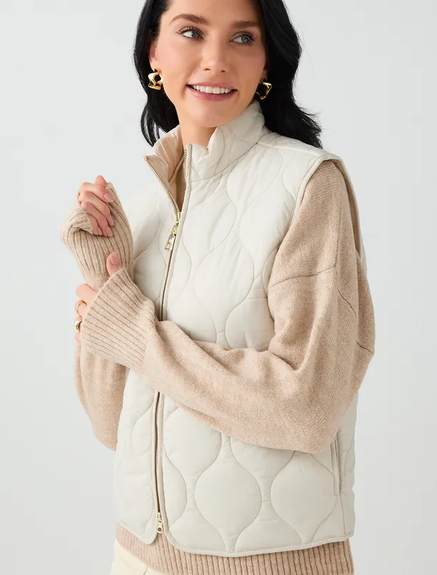 Women  Pocket-Detail Straight-Cut Quilted Puffer Vest