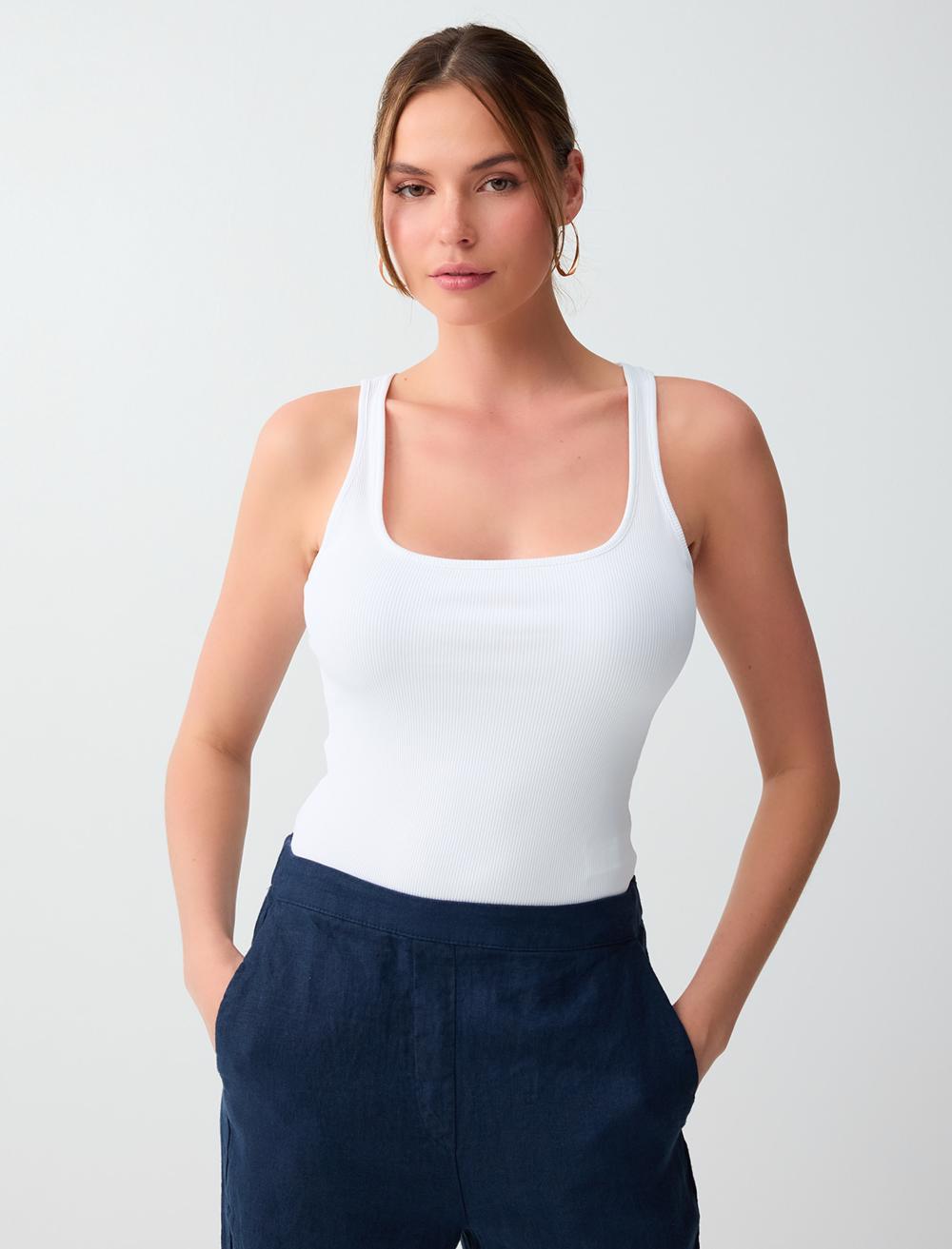 Dar Kesim Kare Yaka Örme Atlet