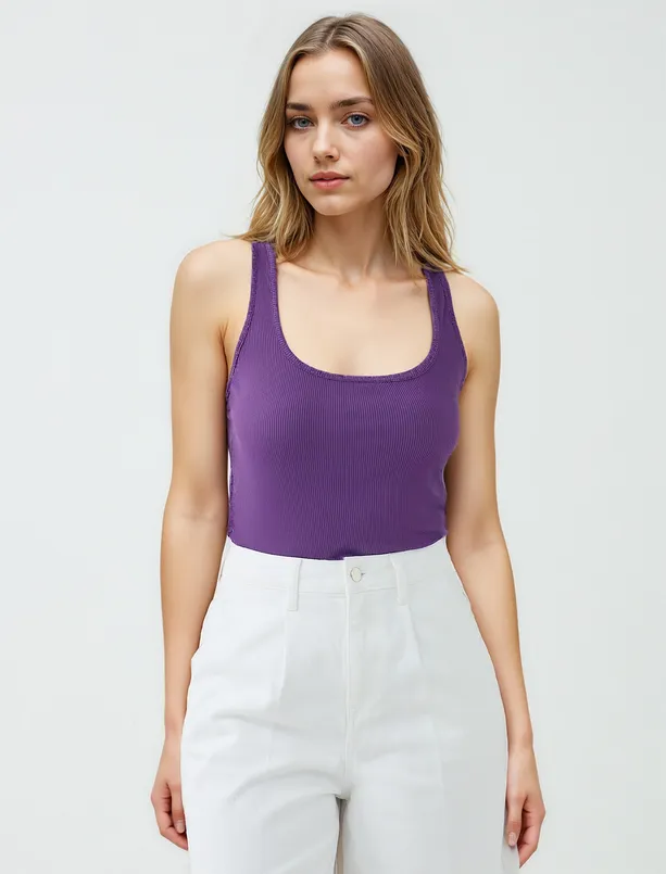 Bayan  Dar Kesim Kare Yaka Örme Atlet