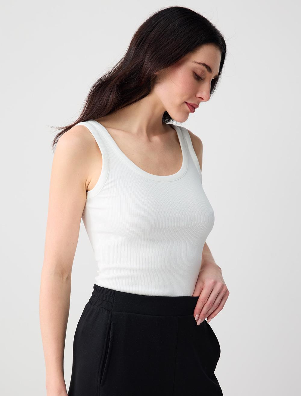 Dar Kesim Askılı U Yaka Örme Atlet