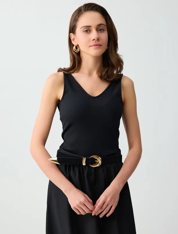 Bayan  Dar Kesim V Yaka Basic Örme Atlet