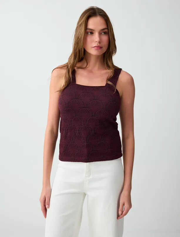 Bayan  Dar Kesim Askılı Düz Yaka Atlet