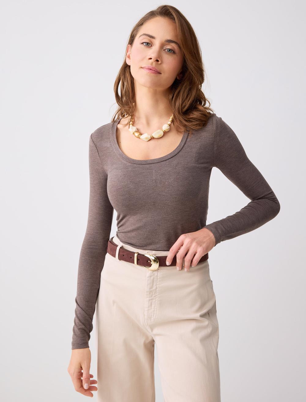 U Yaka Uzun Kollu Düz Kesim Örme Bluz