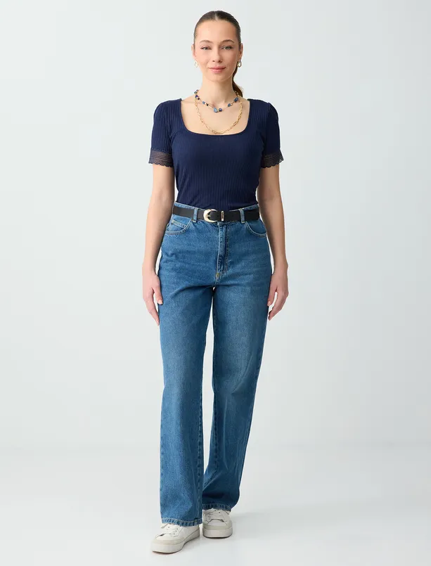 Bayan Lacivert Kısa Kollu U Yaka Dantel Detaylı Örme Bluz