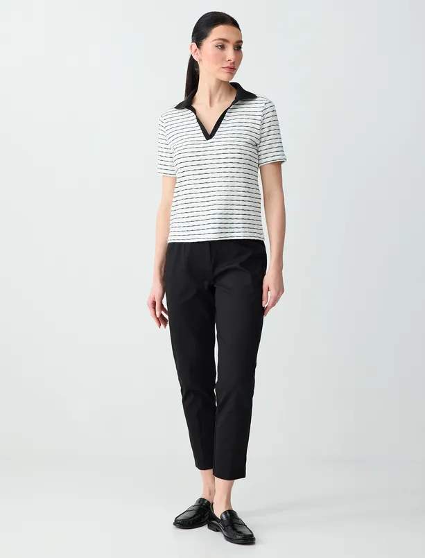 Bayan Beyaz Çizgi Desenli Polo Yaka Örme Bluz