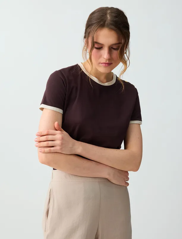 Bayan  %100 Pamuk Bisiklet Yaka Omuzu Detaylı Örme Bluz