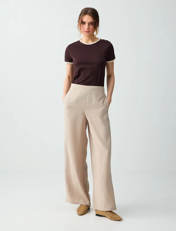 Bayan Kahverengi %100 Pamuk Bisiklet Yaka Omuzu Detaylı Örme Bluz