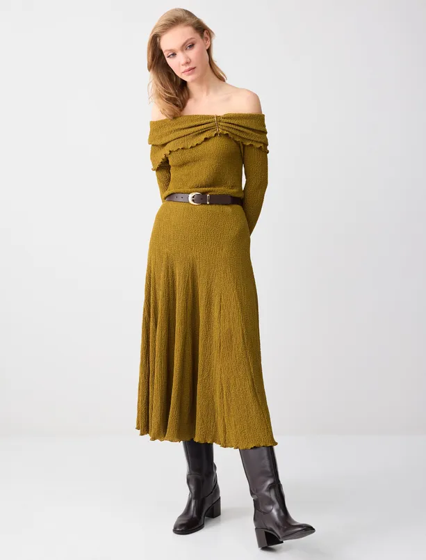 Bayan Yağ Yeşili Dar Kesim Dökümlü Yaka Kemer Detaylı Örme Bluz