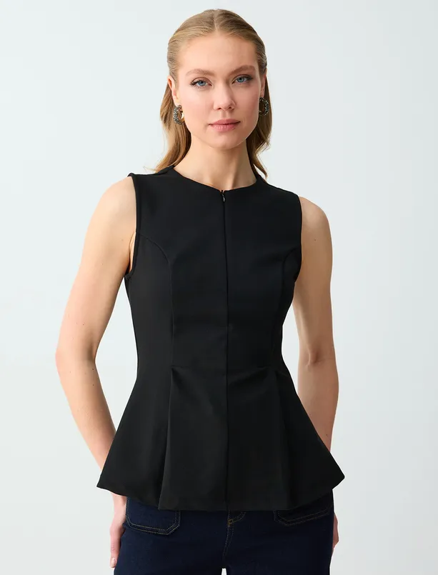 Bayan  Dar Kesim Bisiklet Yaka Örme Kolsuz Bluz