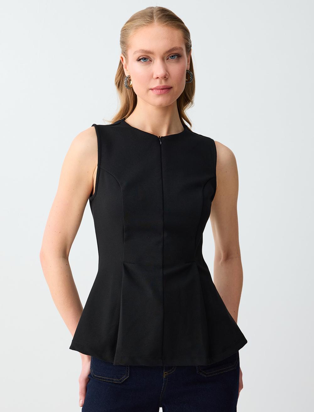 Dar Kesim Bisiklet Yaka Örme Kolsuz Bluz