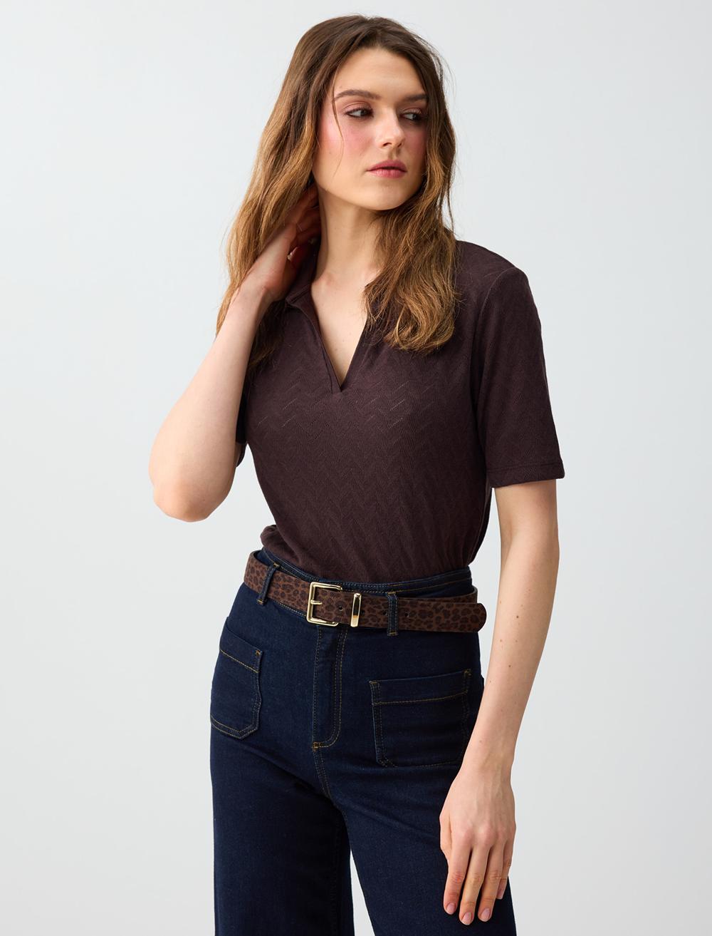 Kısa Kollu Polo Yaka Jakarlı Örme Bluz