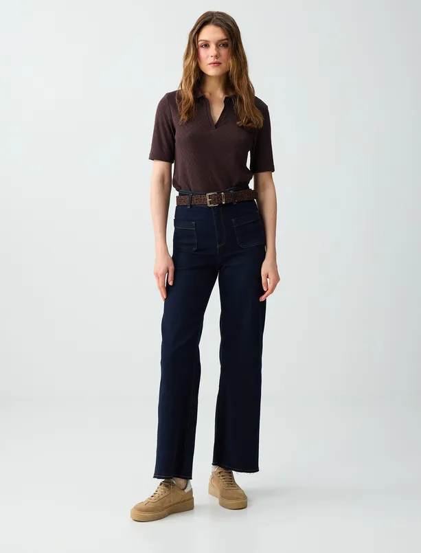 Bayan Kahverengi Kısa Kollu Polo Yaka Jakarlı Örme Bluz