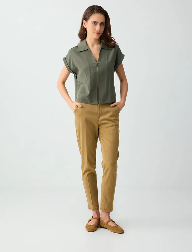 Bayan Koyu Yağ Yeşili Polo Yaka Fermuar Detaylı Dokuma Bluz