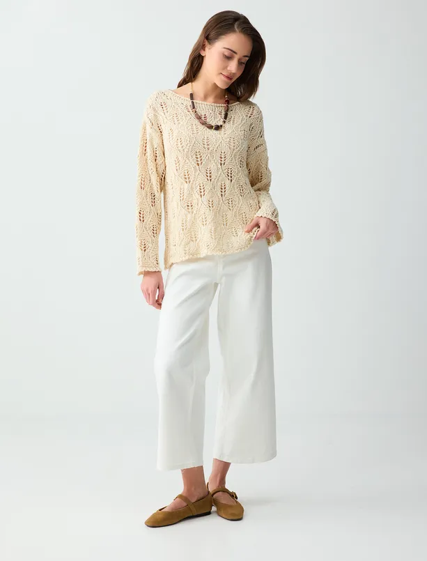 Bayan Bej Kayık Yaka Uzun Kollu Rahat Kesim Triko Kazak