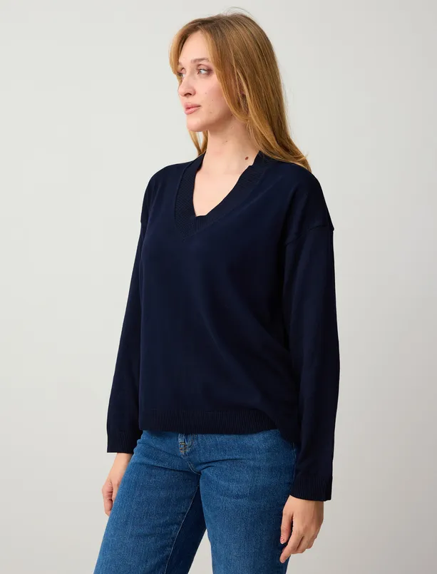 Bayan Lacivert Rahat Kesim V Yaka Uzun Kollu Triko Bluz