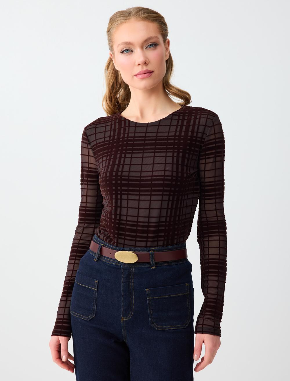 Bisiklet Yaka Ekose Desenli Mesh Örme Bluz