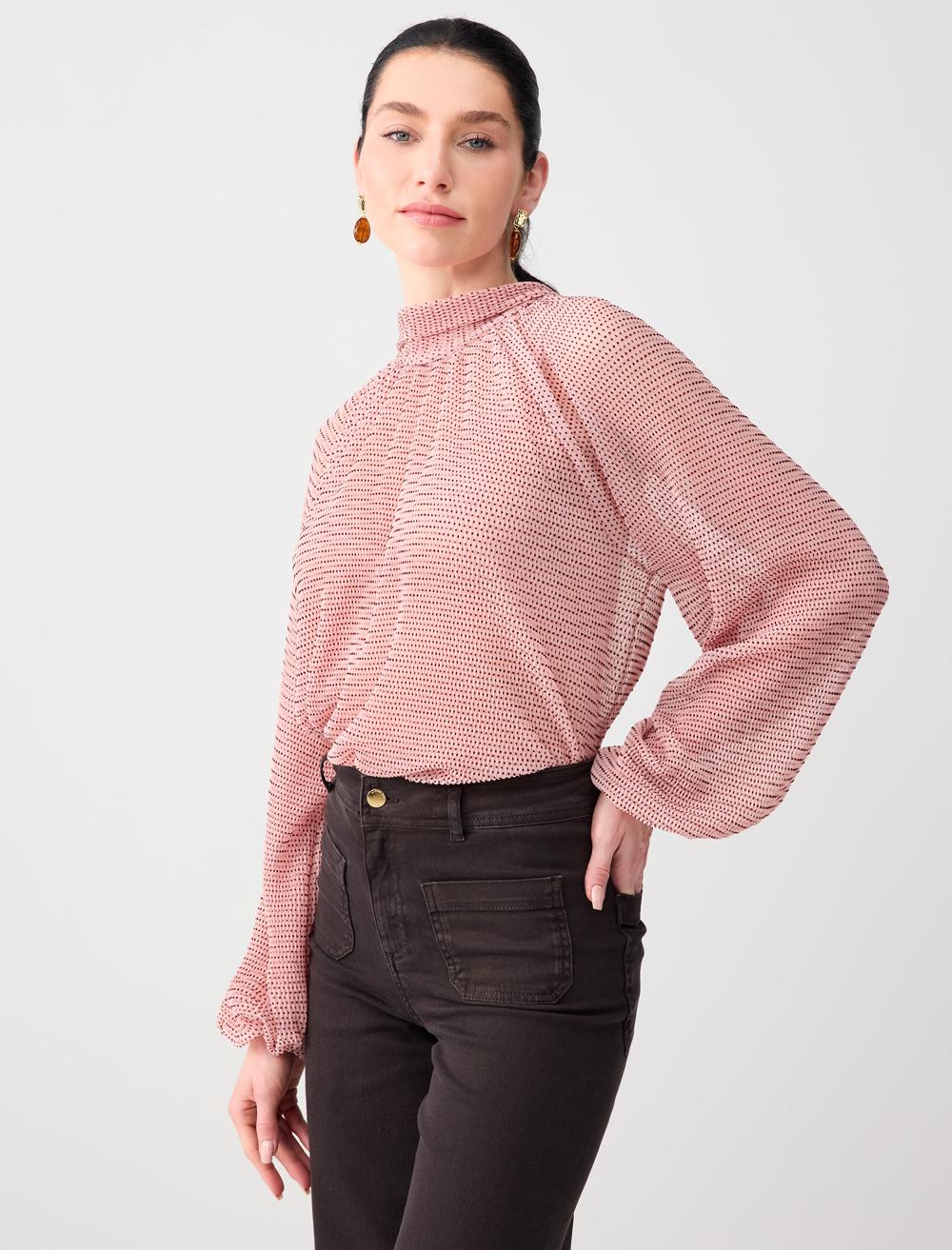 Uzun Kollu Boyundan Bağlı Rahat Kesim Mesh Örme Bluz