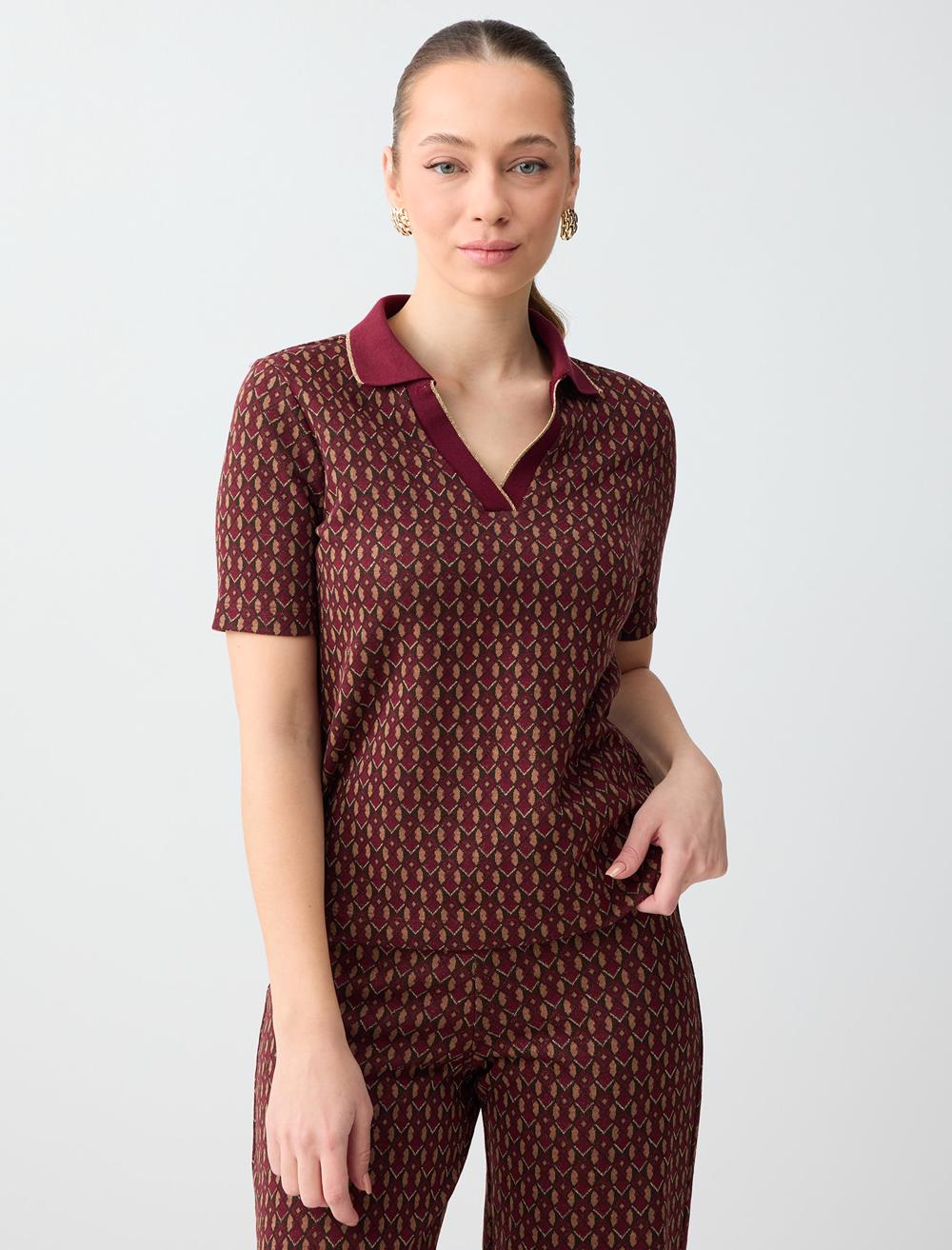 Geometrik Desenli Polo Yaka Kısa Kollu Örme Bluz