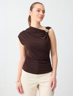 Kahverengi Asimetrik Yaka Düşük Omuz Dar Kesim Örme Bluz Kombini