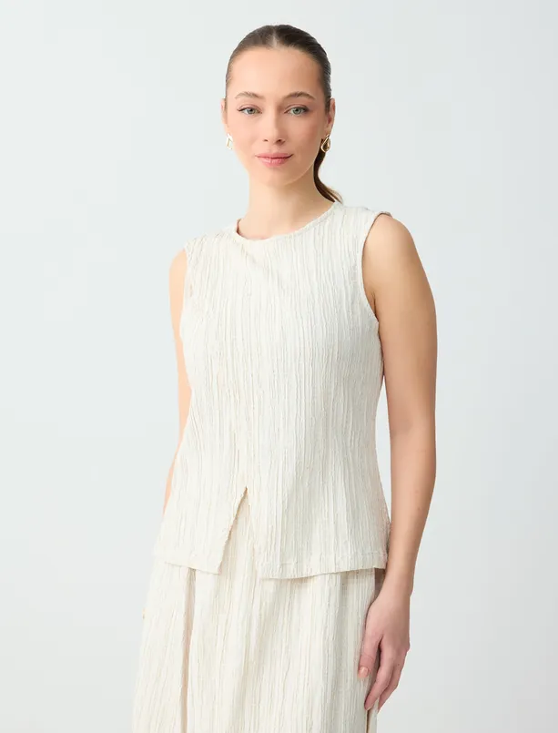 Bayan  Dar Kesim Bisiklet Yaka Kolsuz Pamuklu Dokuma Bluz