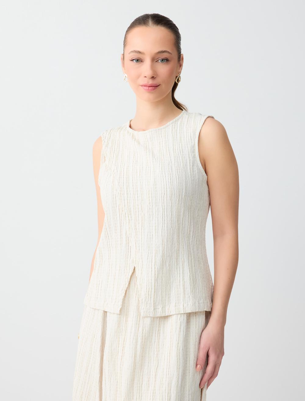 Dar Kesim Bisiklet Yaka Kolsuz Pamuklu Dokuma Bluz