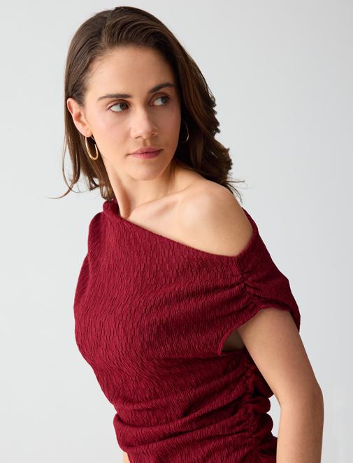 Dar Kesim Tek Omuz Asimetrik Yaka Örme Bluz Kombini