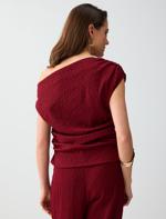 Dar Kesim Tek Omuz Asimetrik Yaka Örme Bluz Kombini