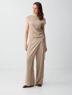 Dar Kesim Kayık Yaka Kolsuz Çizgili Örme Bluz Kombini