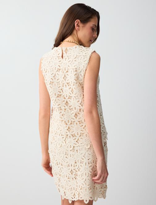 %100 Pamuk Yuvarlak Yaka Dantel Detaylı Örme Bluz Kombini