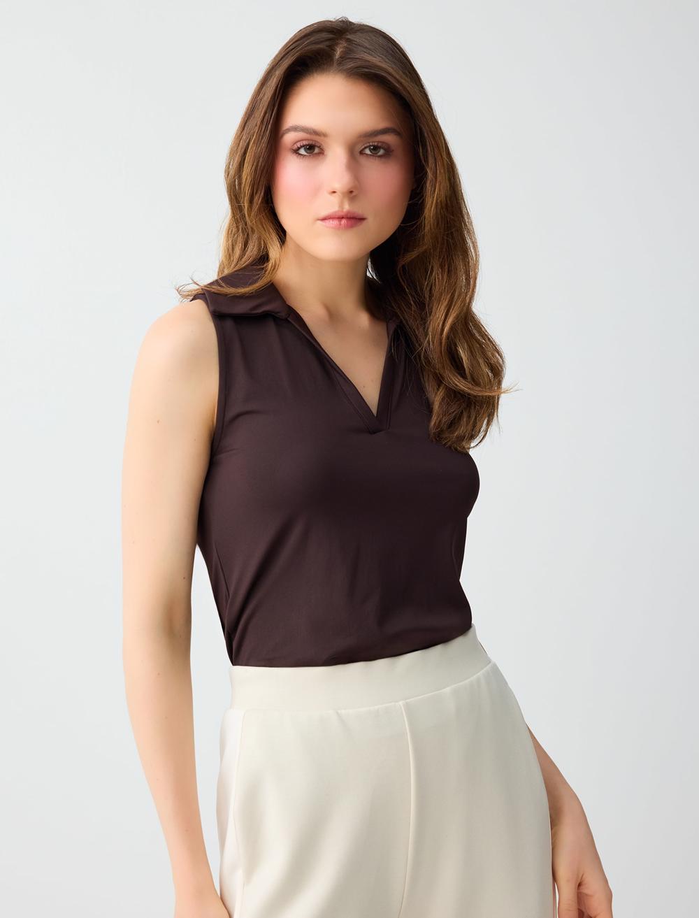 Polo Yaka Kolsuz Dar Kesim Örme Bluz