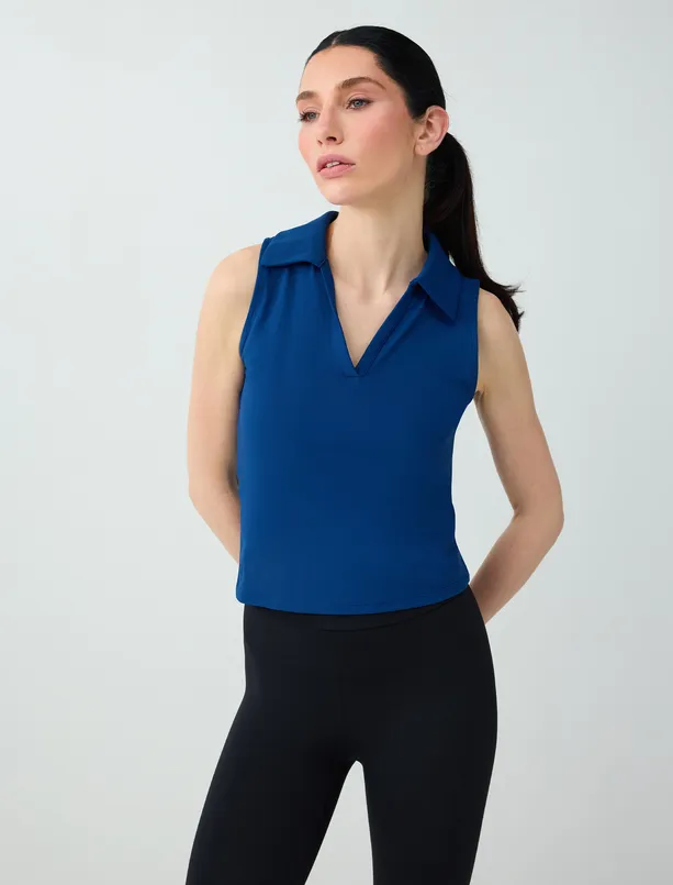 Women  Polo Collar Sleeveless Slim Fit Knitted Blouse
