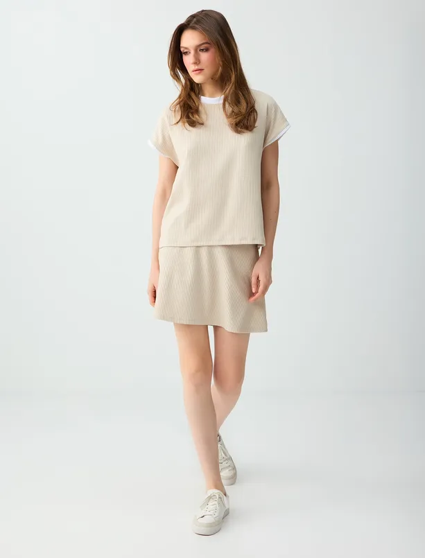 Bayan Bej Rahat Kesim Düşük Omuz Yuvarlak Yaka Örme Bluz