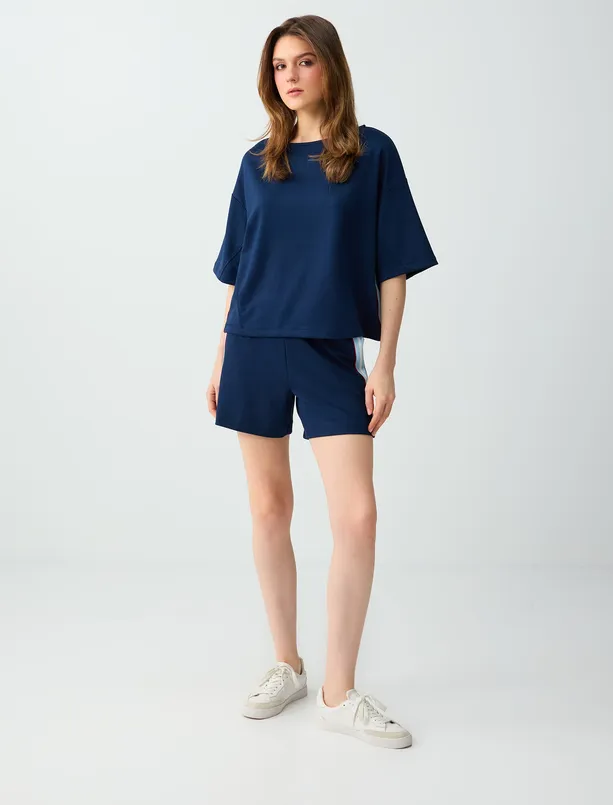 Bayan Lacivert Rahat Kesim Düşük Omuz Kayık Yaka Örme Bluz